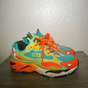 Brand new without tags Fila women’s tennis shoes